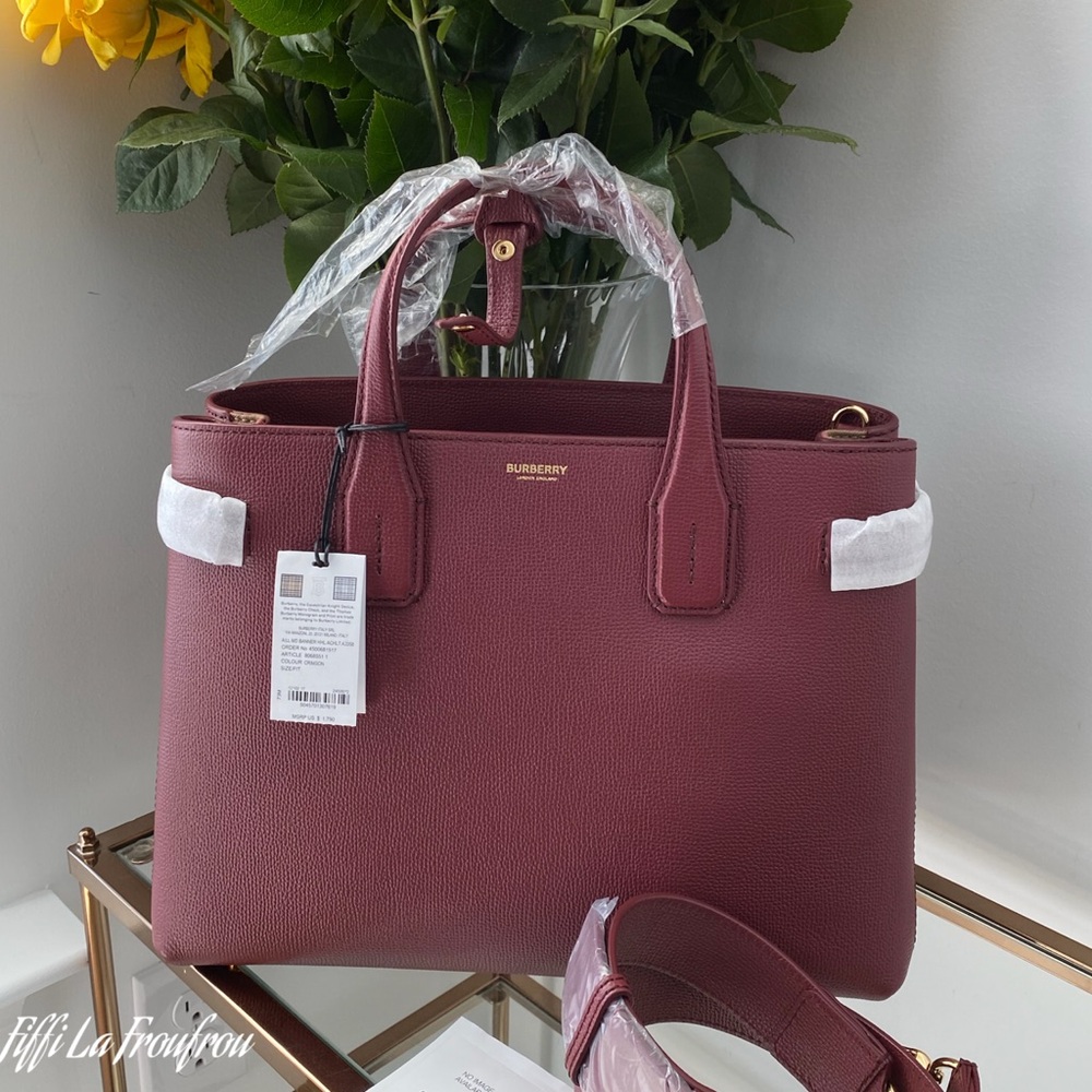 Authentic Burberry bag - Picture 14 of 16